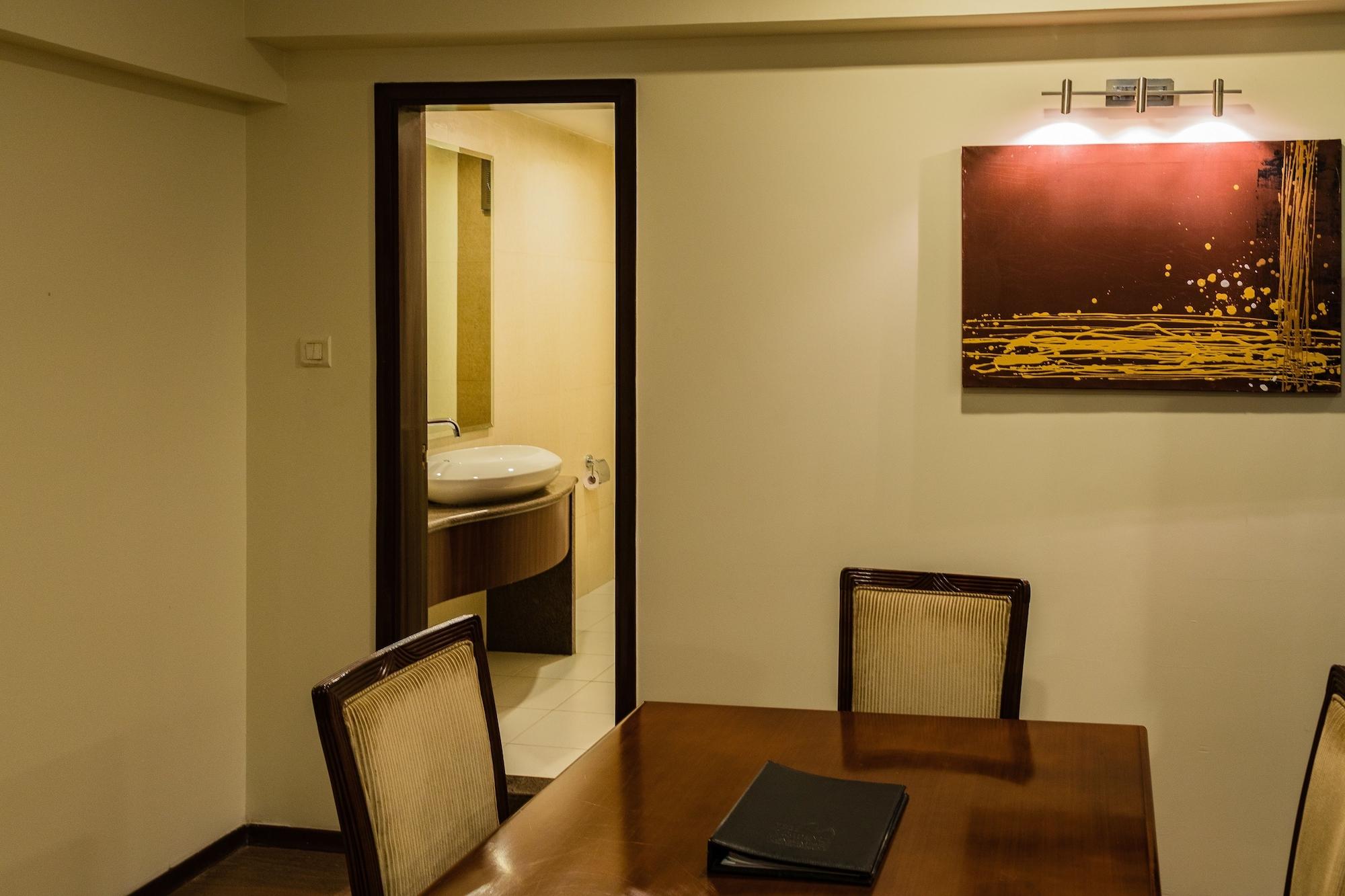 The Residence Hotel & Apartments Powai Mumbai Dış mekan fotoğraf