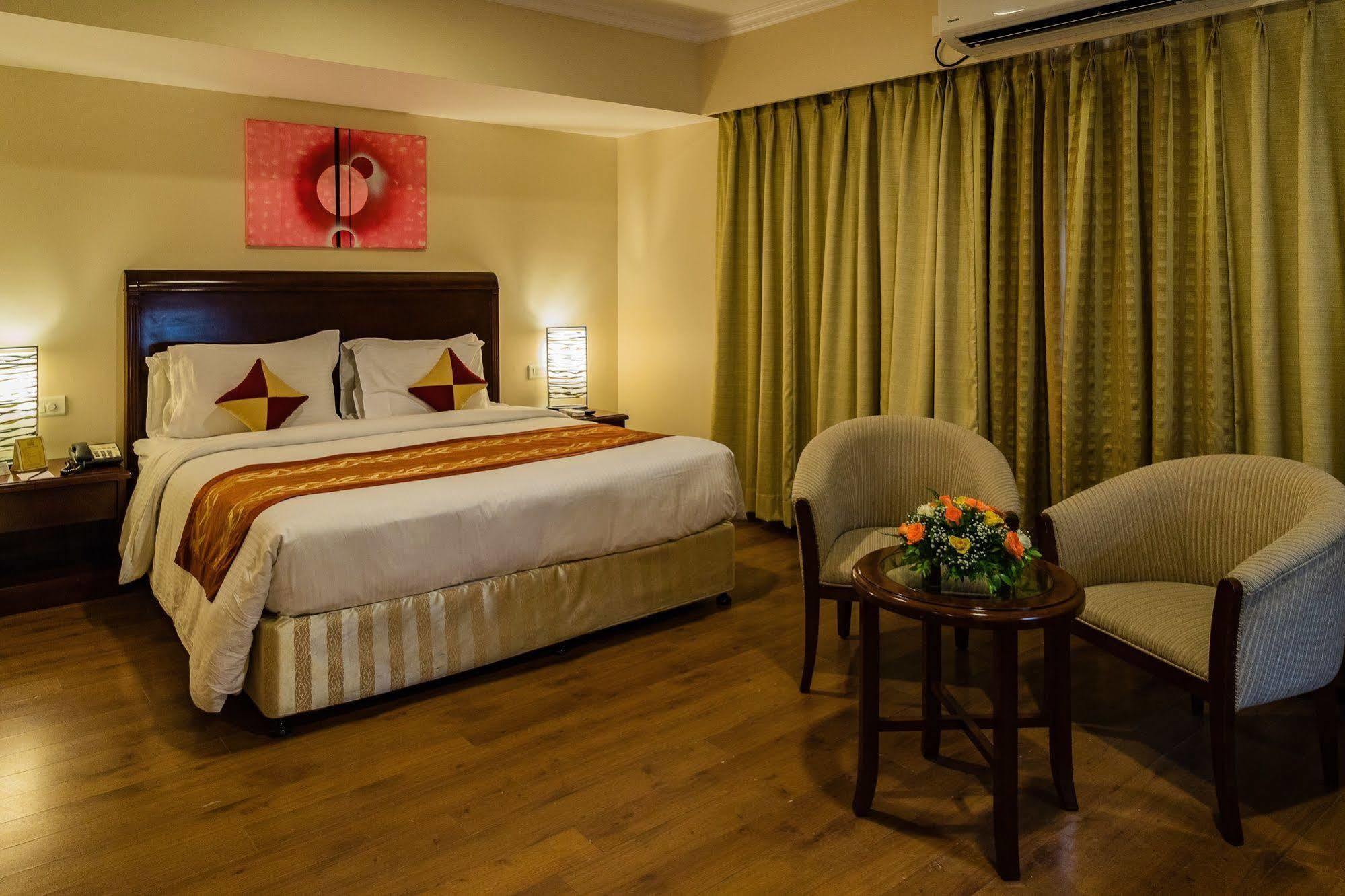 The Residence Hotel & Apartments Powai Mumbai Dış mekan fotoğraf