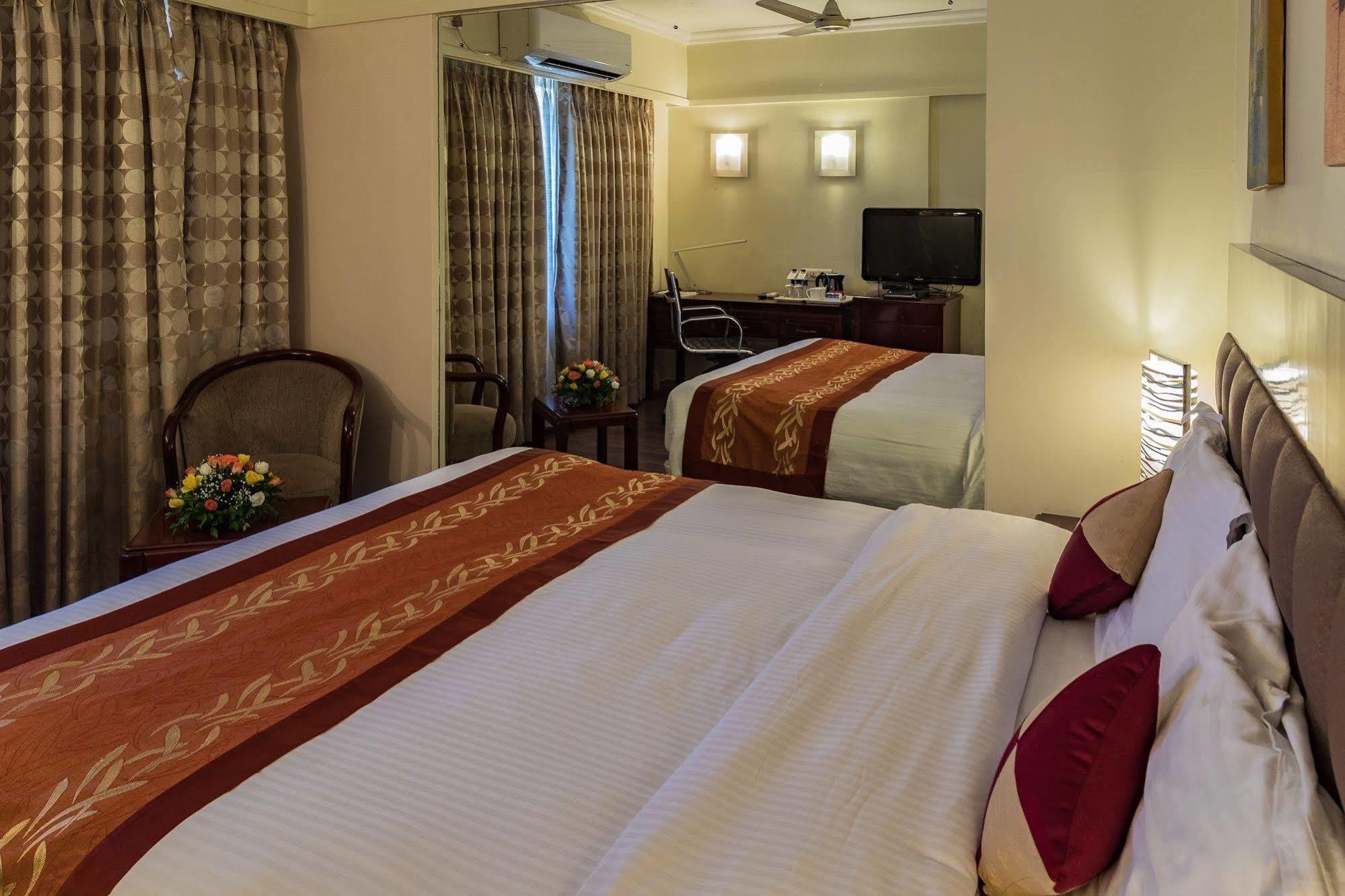 The Residence Hotel & Apartments Powai Mumbai Dış mekan fotoğraf